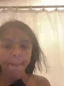 Snapshot of xoeewinters chatting on November 26, 12:28 pm xoeewinters online show from November 26, 12:28 pm