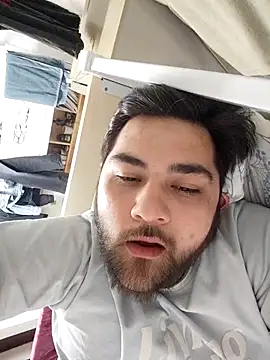 Koma001 online show from February 23, 5:10 pm