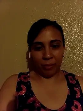 Snapshot of sexymaxine15 chatting on November 24, 7:24 pm sexymaxine15 online show from November 24, 7:24 pm