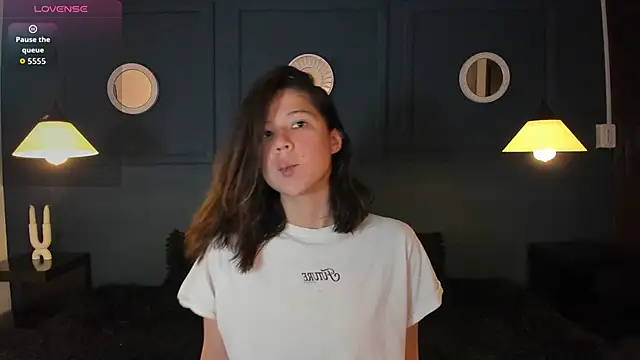 Skyy bloom online show from March 11, 1:39 pm