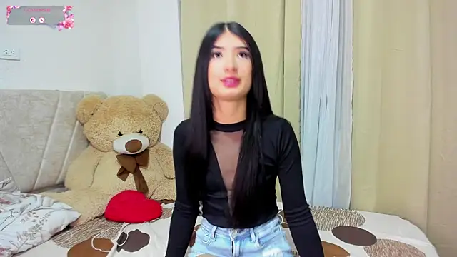 Snapshot of lia_sweetty chatting on March 21, 12:04 am lia sweetty online show from March 21, 12:04 am