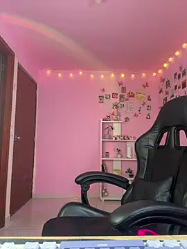 Davne  online show from March 20, 9:41 pm