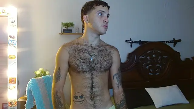 Snapshot of oceanboy_vibe chatting on November 28, 2:14 am oceanboy vibe online show from November 28, 2:14 am