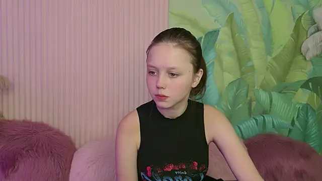 Snapshot of Samantha_Martines chatting on February 11, 3:39 pm Samantha Martines online show from February 11, 3:39 pm