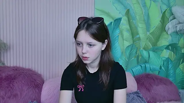 Snapshot of Samantha_Martines chatting on February 12, 8:15 pm Samantha Martines online show from February 12, 8:15 pm