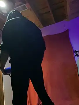 JSizzle13 online show from December 19, 7:04 am