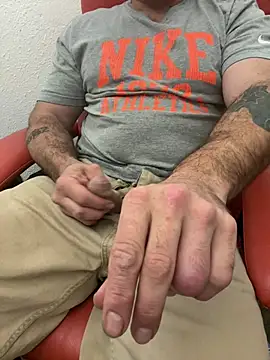 2addictivelyhorny online show from February 8, 9:34 am