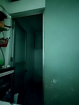 LianLaz online show from February 25, 5:17 am