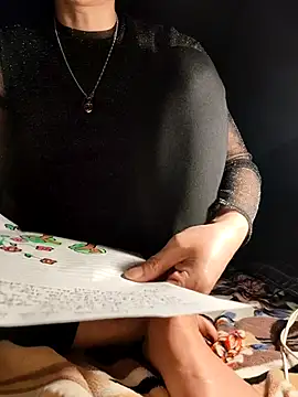 LianLaz online show from March 9, 3:49 pm