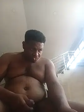 LovelyHughes online show from February 7, 11:36 am