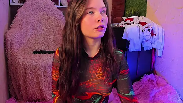 amelialy online show from December 5, 6:44 am