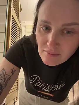 TomilaSi online show from February 25, 10:41 pm