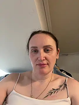 TomilaSi online show from June 15, 1:57 pm