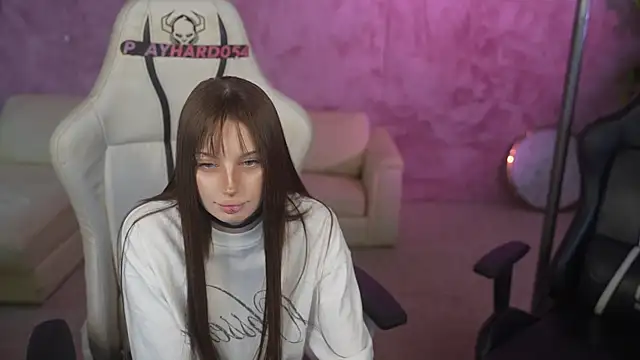 Dacota love online show from April 17, 10:29 am