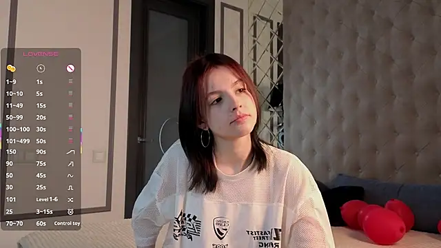 SharaSauer online show from February 16, 1:02 am