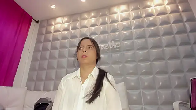 sol-angel online show from March 4, 3:29 pm