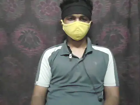 Snapshot of likeable2 chatting on November 25, 6:57 am likeable2 online show from November 25, 6:57 am