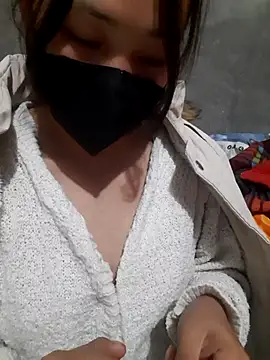 mai-mai-97 online show from December 3, 3:10 pm