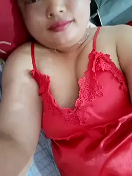Snapshot of mai-mai-97 chatting on May 21, 8:16 pm mai-mai-97 online show from May 21, 8:16 pm
