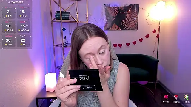 Brooke lover online show from February 28, 9:05 pm