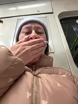 Brooke lover online show from April 12, 7:08 pm