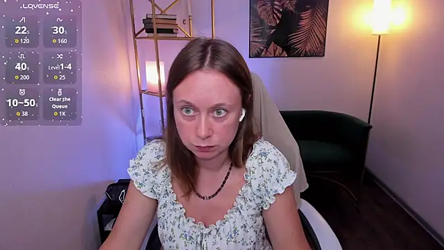 Brooke lover online show from July 11, 8:55 pm