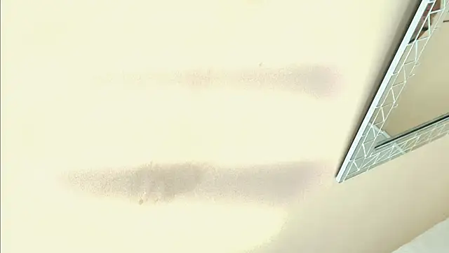 HallieStone online show from December 19, 12:01 pm