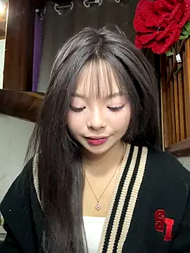 Snapshot of Yui-Ti chatting on November 26, 2:18 pm Yui-Ti online show from November 26, 2:18 pm