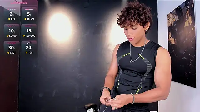 LiamVibes212 online show from February 14, 1:19 pm