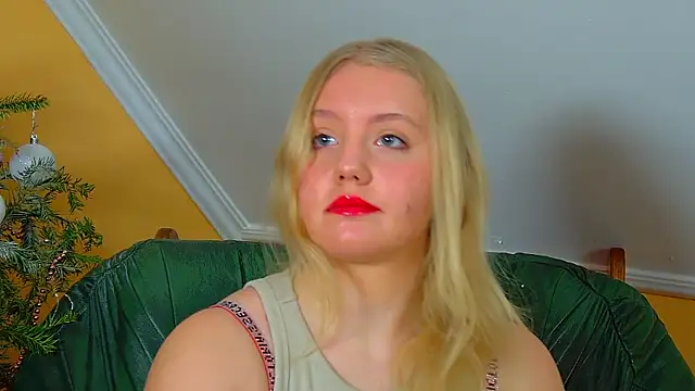 EmilyEvanse online show from December 21, 6:31 am