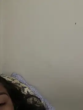 Snapshot of PartiedOmelet chatting on December 15, 6:45 pm PartiedOmelet online show from December 15, 6:45 pm