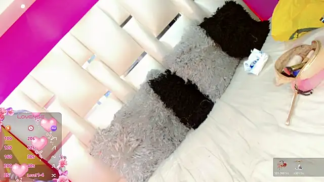 Sammy Rouss  online show from December 17, 4:07 am