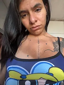 SaraAndrade  online show from March 7, 12:46 pm