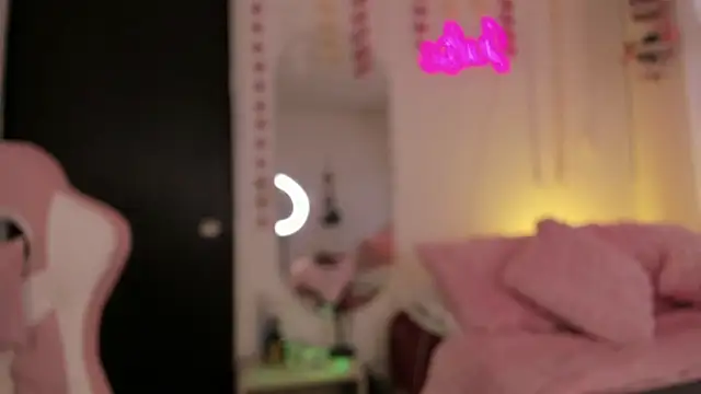 julse   online show from February 28, 10:11 pm