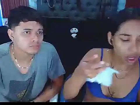 Snapshot of Meryandcris chatting on November 26, 1:28 am Meryandcris online show from November 26, 1:28 am