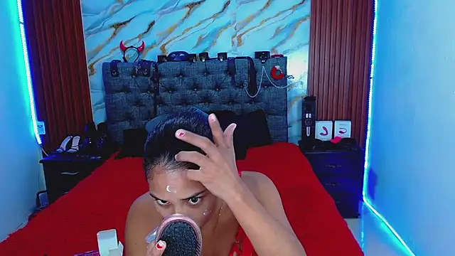 Meryandcris online show from March 18, 2:26 am