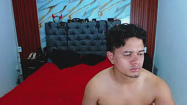 Meryandcris online show from March 24, 4:06 am