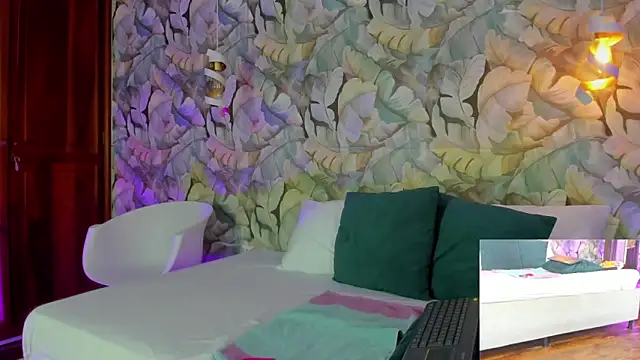 Madame Angelic 1 online show from April 2, 3:26 am