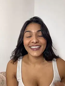 Laurapocahontas online show from November 25, 7:03 pm