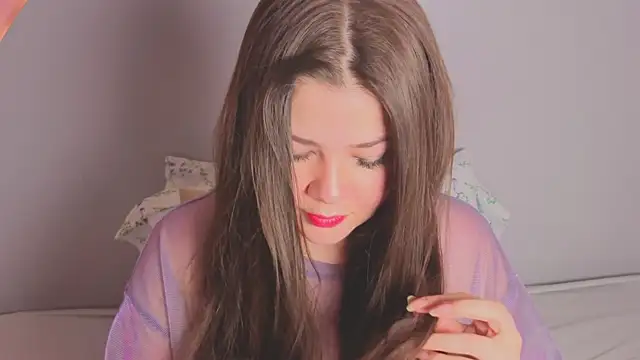 Snapshot of amyvans_ chatting on August 4, 9:17 pm amyvans online show from August 4, 9:17 pm