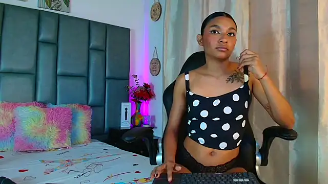 TashaNaughty4u online show from April 13, 8:14 pm