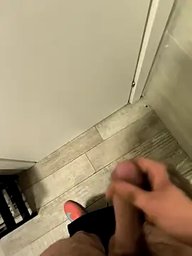 Razvan696969 online show from March 1, 1:57 pm