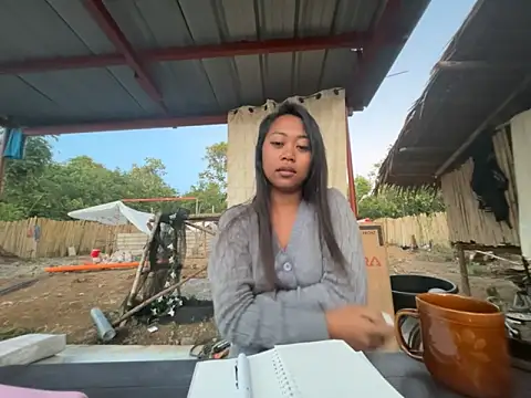 Juliet official pro online show from April 17, 9:51 pm