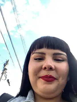 Snapshot of Yuliks_ chatting on November 29, 1:14 pm Yuliks online show from November 29, 1:14 pm