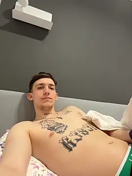 Snapshot of Rabizoon chatting on February 19, 12:28 am Rabizoon online show from February 19, 12:28 am