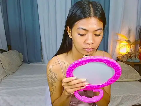 SamaraMillers online show from March 12, 9:37 am