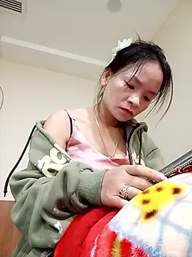 Snapshot of _Joyeveryday_ chatting on November 25, 5:29 am Joyeveryday online show from November 25, 5:29 am