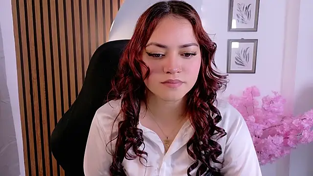 melany- - online show from December 15, 12:15 am