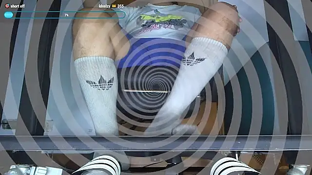 Snapshot of Alphacashmaster777 chatting on December 17, 2:45 pm Alphacashmaster777 online show from December 17, 2:45 pm