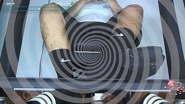 Snapshot of Alphacashmaster777 chatting on December 21, 8:05 pm Alphacashmaster777 online show from December 21, 8:05 pm